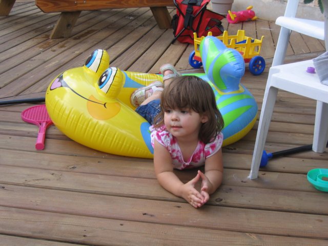 rexlaxingonthedeckjune2006.jpg